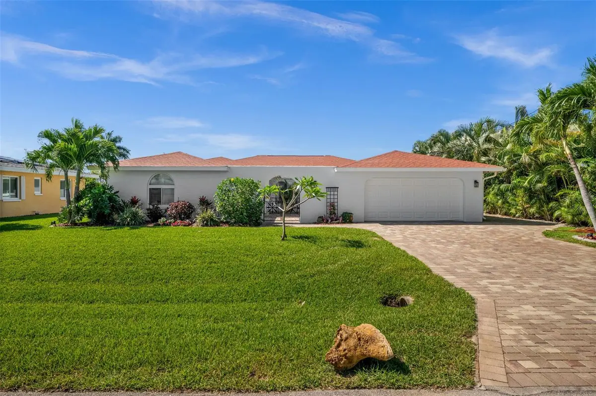 1432 Venetian Court, Cape Coral, FL 33904 - #1