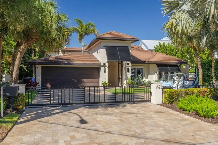 725 Brightwaters Boulevard Ne, Saint Petersburg, FL 33704 - #3