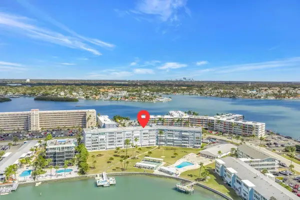 1868 Shore Drive S #212, SOUTH PASADENA, FL 33707