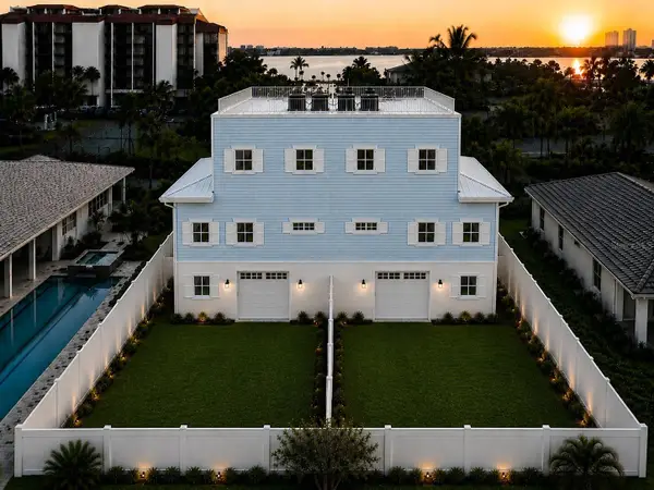 7045 Hibiscus, SOUTH PASADENA, FL 33707