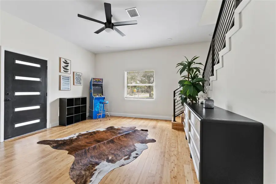 680 25th Avenue S, Saint Petersburg, FL 33705 - #2