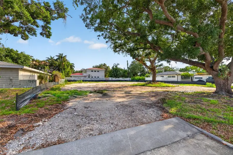 289 Rafael Boulevard Ne, Saint Petersburg, FL 33704 - #2
