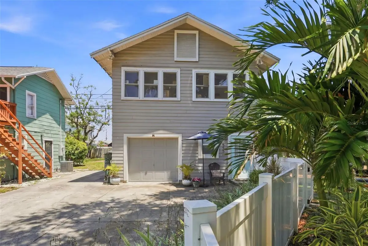 855 28th Avenue N, Saint Petersburg, FL 33704 - #1