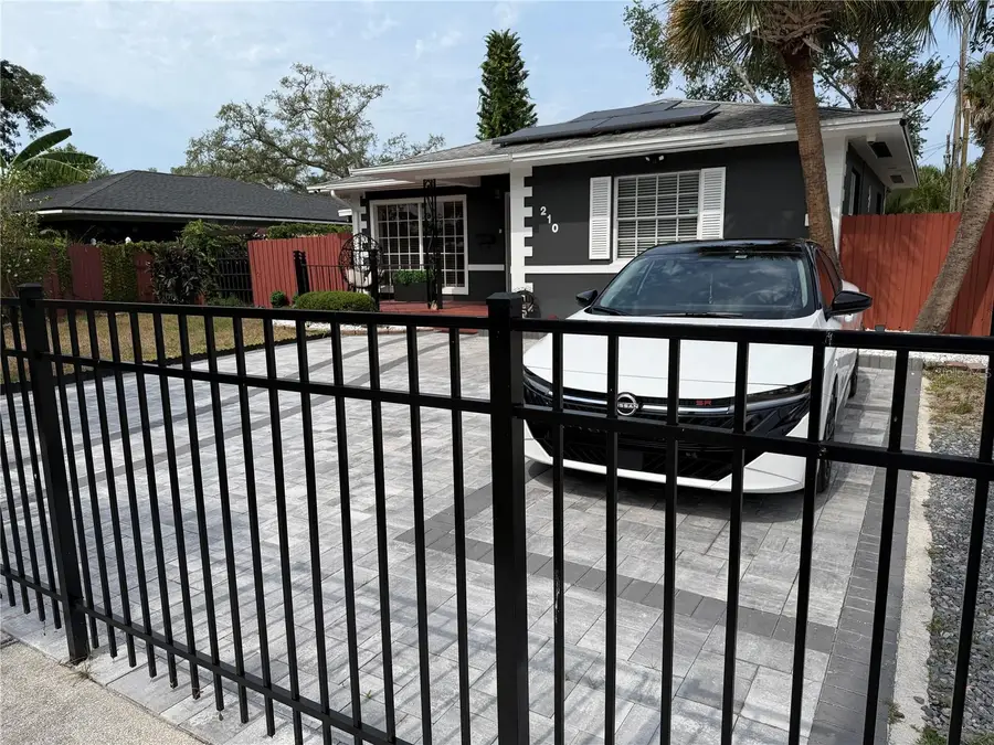 210 49th Street N, Saint Petersburg, FL 33710 - #3
