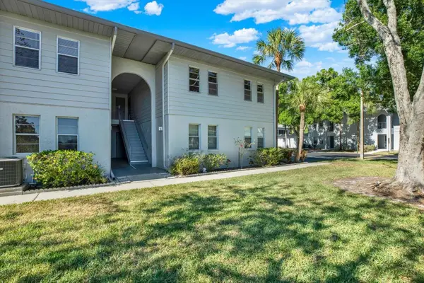 10800 Us Highway 19 N #136, PINELLAS PARK, FL 33782
