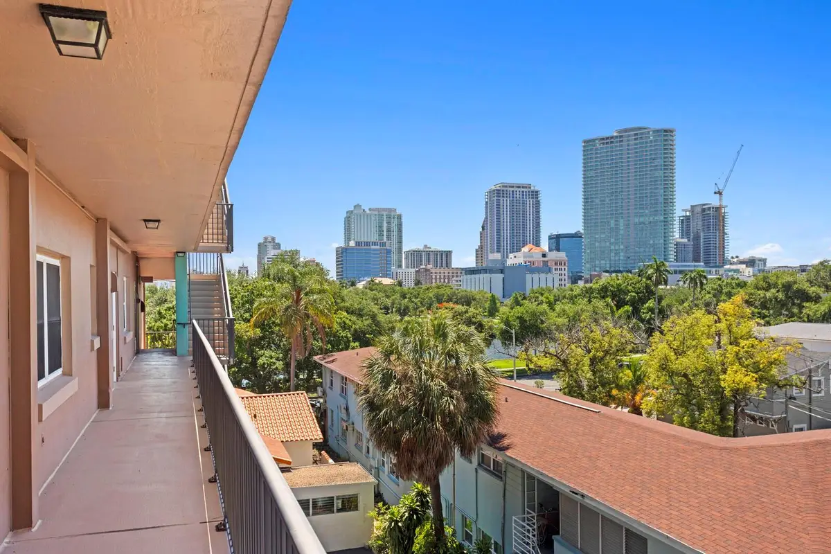 750 Burlington Avenue N #3C, Saint Petersburg, FL 33701 - #1