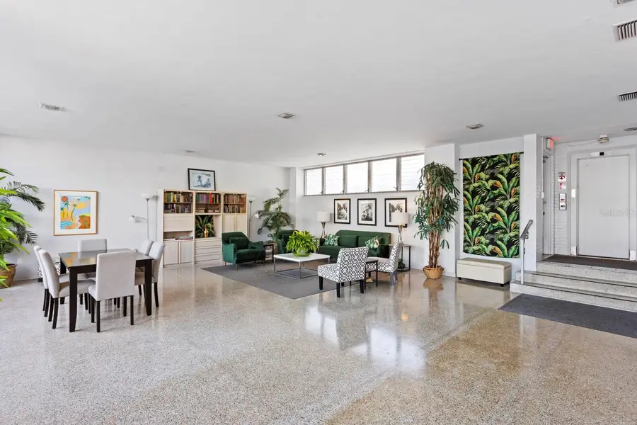 750 Burlington Avenue N #3C, Saint Petersburg, FL 33701 - #2