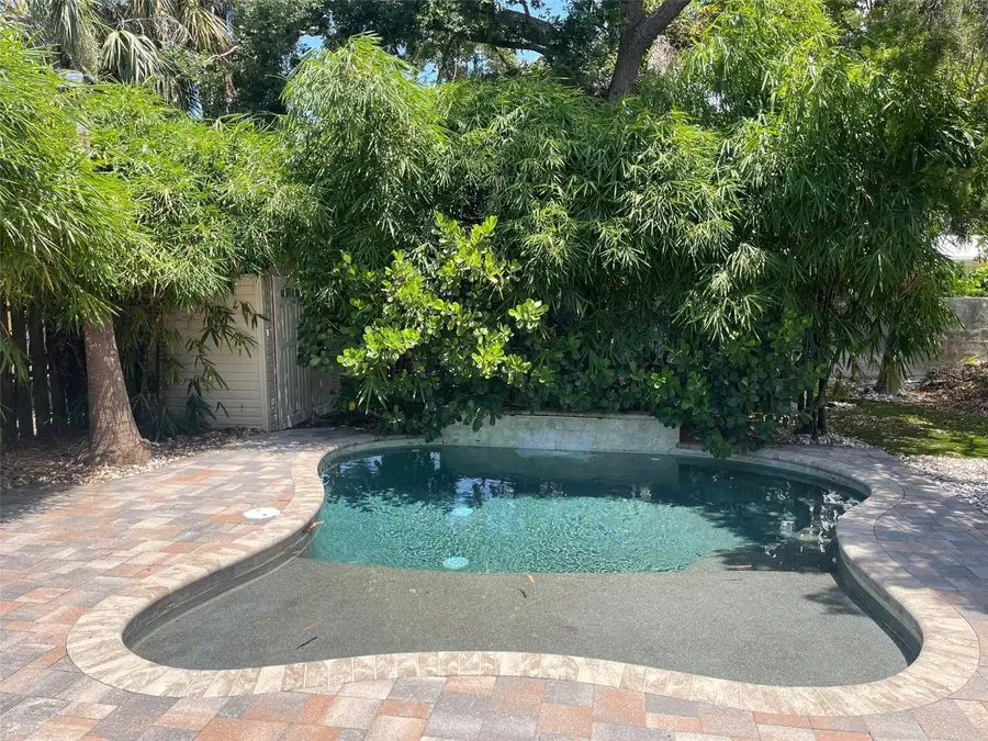 831 40th Street, Sarasota, FL 34234 - #3