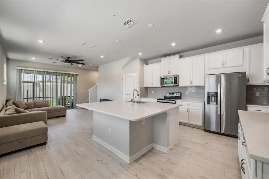 19153 Elsimont Isle, Lutz, FL 33558 - #2