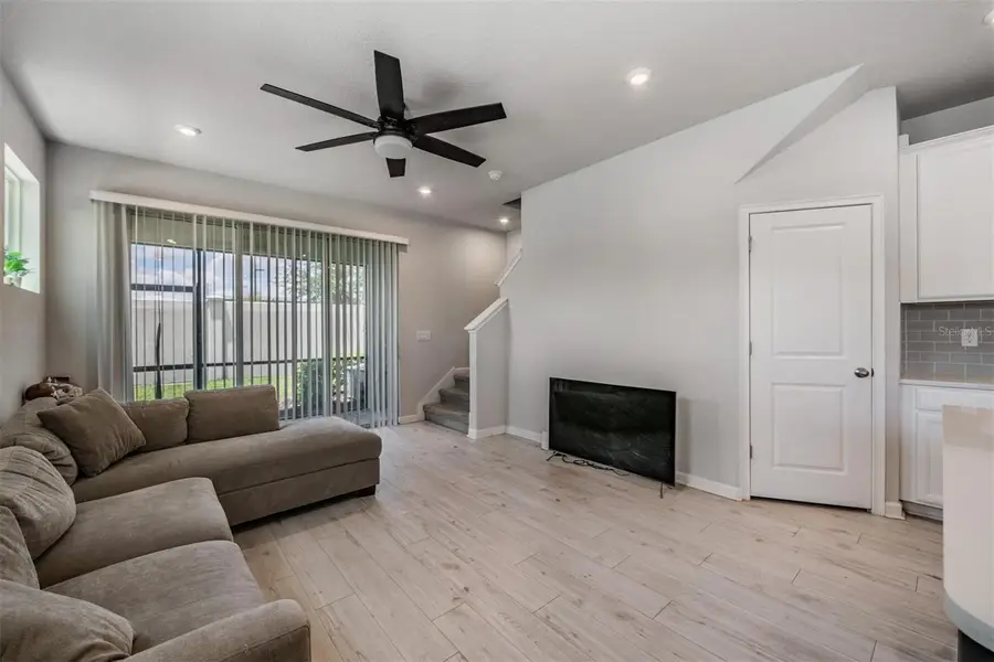 19153 Elsimont Isle, Lutz, FL 33558 - #3