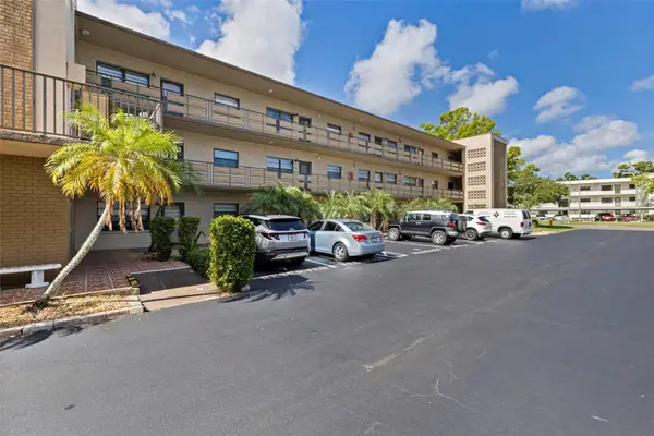 5975 Terrace Park Drive N #204, ST PETERSBURG, FL 33709