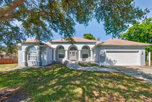6310 Pershing Street Ne, ST PETERSBURG, FL 33702