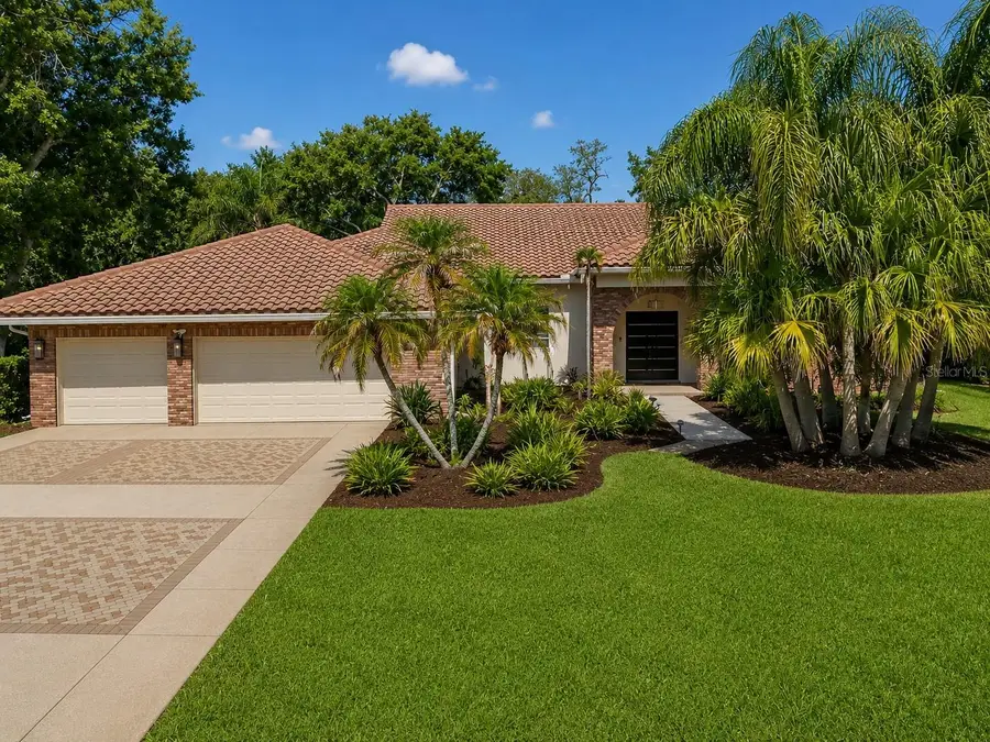 2402 Huntington Boulevard, Safety Harbor, FL 34695 - #2