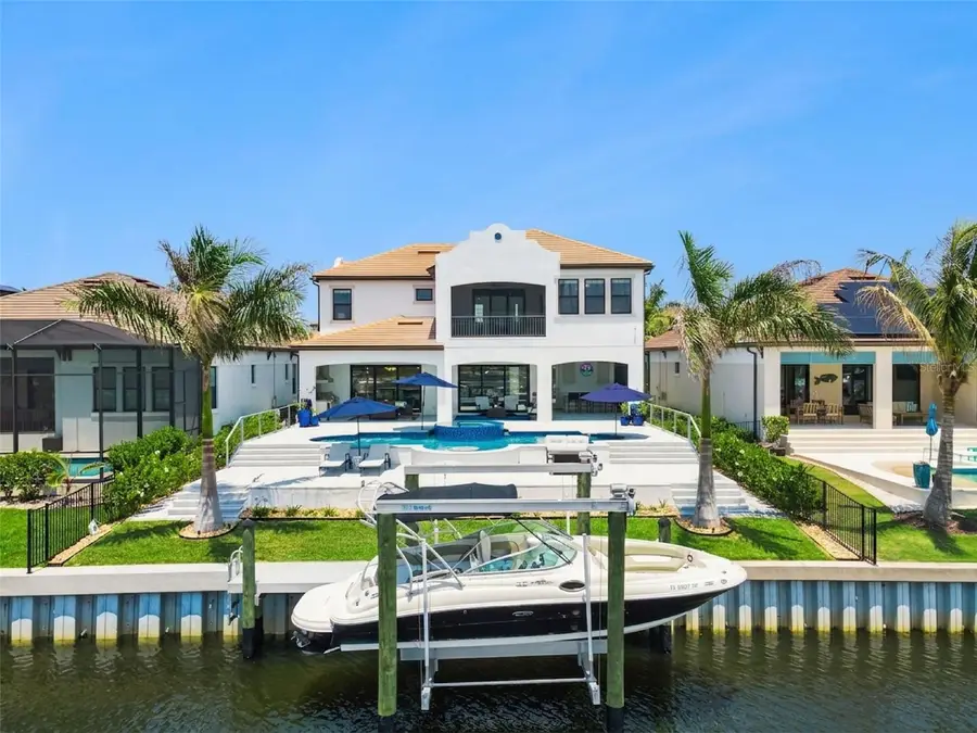 3028 Christophers Watch Lane, Ruskin, FL 33570 - #3