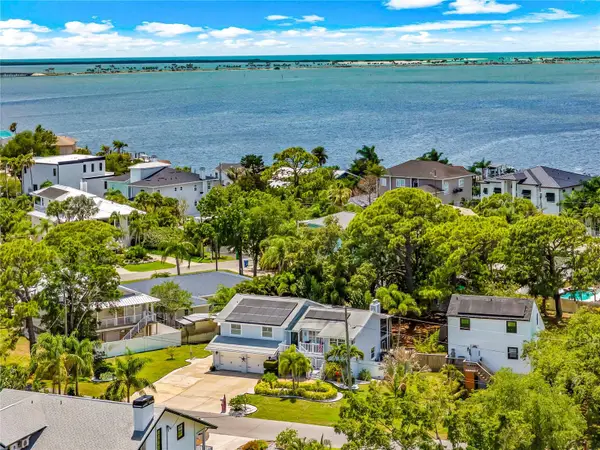 201 Lagoon Drive, PALM HARBOR, FL 34683
