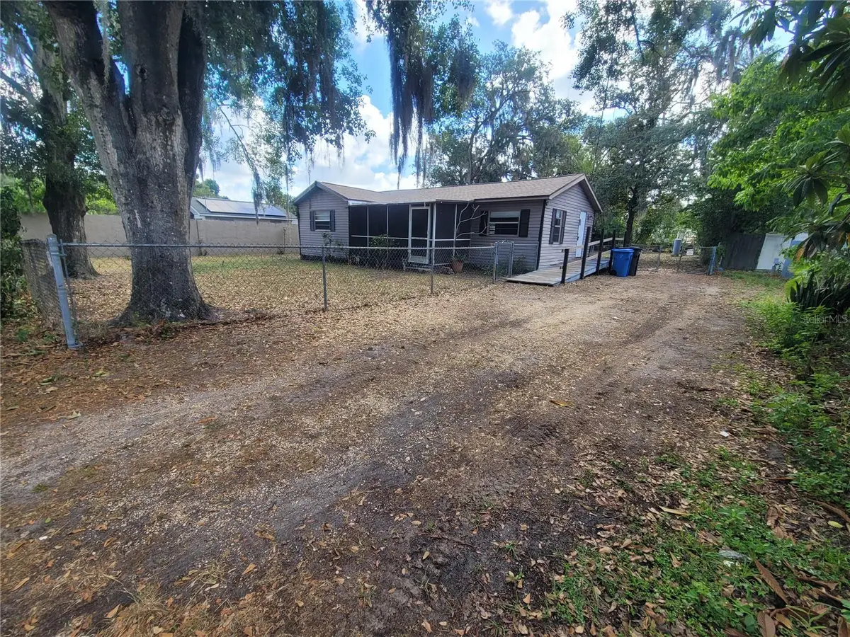 2831 N Valrico Road, Seffner, FL 33584 - #1