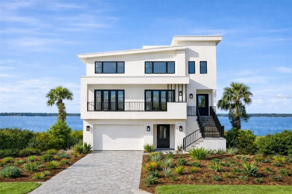 6043 Bayou Grande Boulevard Ne, Saint Petersburg, FL 33703 - #1