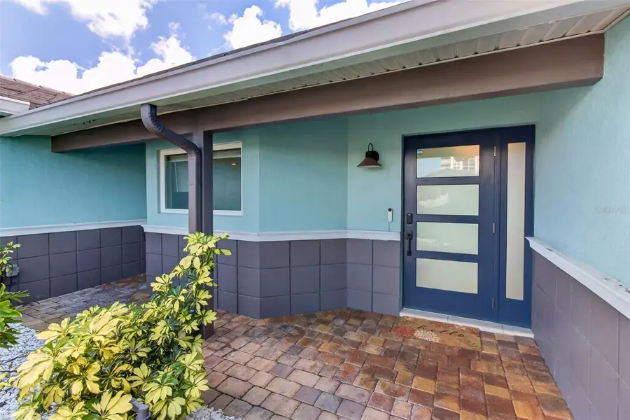 1260 81st Street S, Saint Petersburg, FL 33707 - #3