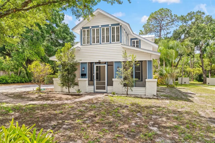 904 W Henry Avenue, Tampa, FL 33604 - #2