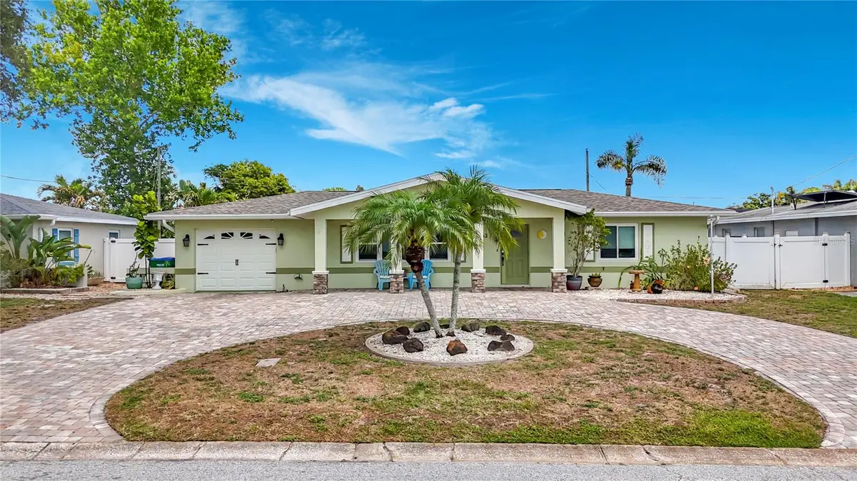 5163 60th Way N, Kenneth City, FL 33709 - #1