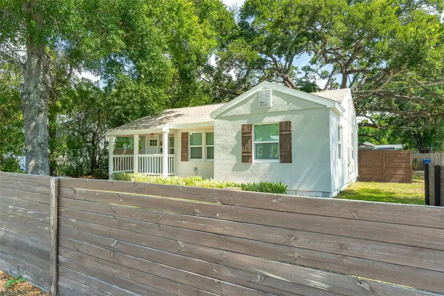 721 38th Avenue N, Saint Petersburg, FL 33704 - #2