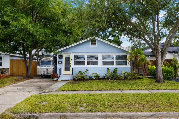 466 36th Avenue N, ST PETERSBURG, FL 33704