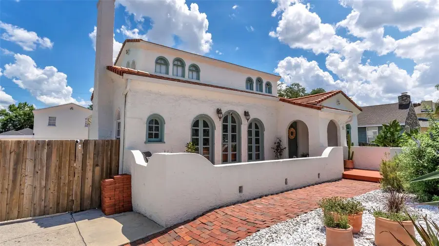 743 E Edgewood Drive, Lakeland, FL 33803 - #3