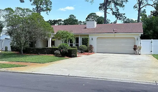 13569 91st Avenue, SEMINOLE, FL 33776