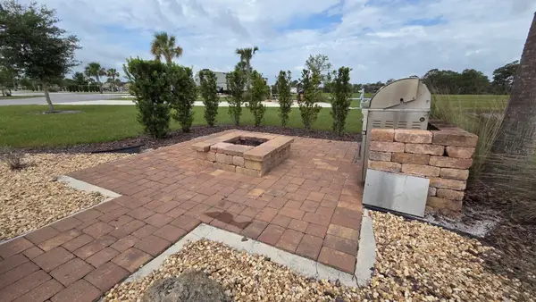 71 Cedar Circle E, LAKE WALES, FL 33898