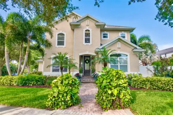 1298 Seville Lane Ne, ST PETERSBURG, FL 33704