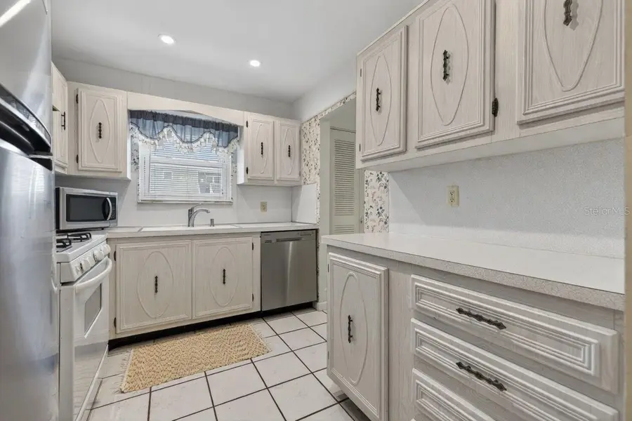 5357 81st Street N #12, Saint Petersburg, FL 33709 - #3