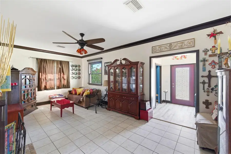 4263 5th Avenue N, Saint Petersburg, FL 33713 - #3