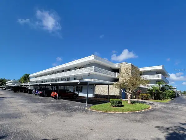 4880 Locust St. Ne #136, ST PETERSBURG, FL 33703