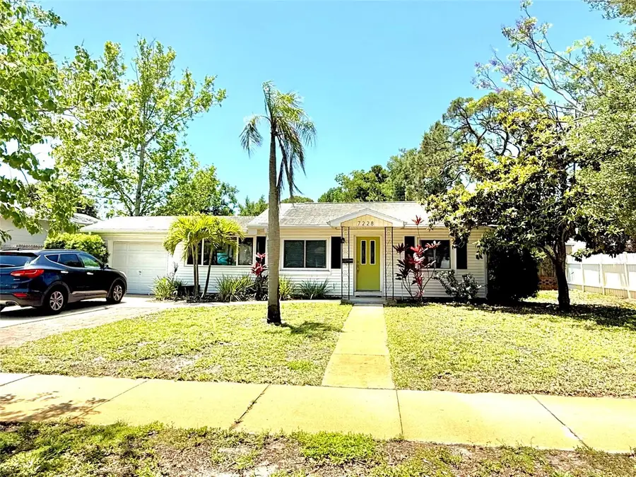 7228 6th Avenue N, Saint Petersburg, FL 33710 - #2
