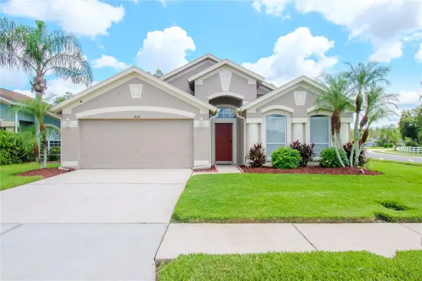 1924 Grenville Court, WESLEY CHAPEL, FL 33543