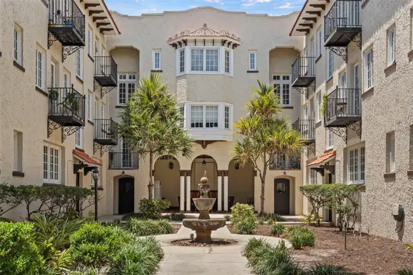 2117 W Dekle Avenue #D2, TAMPA, FL 33606