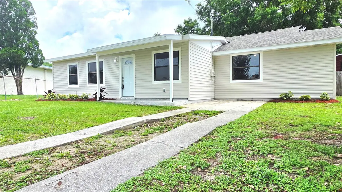 801 NW 5th Street, Mulberry, FL 33860 - #1