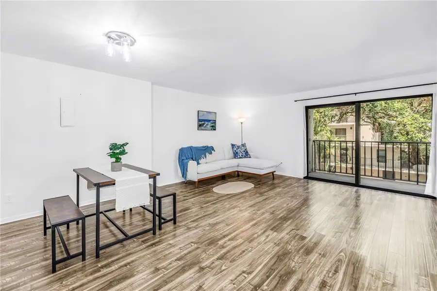 105 4th Avenue Ne #220, Saint Petersburg, FL 33701 - #3