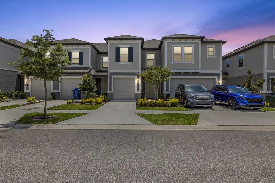 31940 Blue Passing Loop, Wesley Chapel, FL 33545 - #2