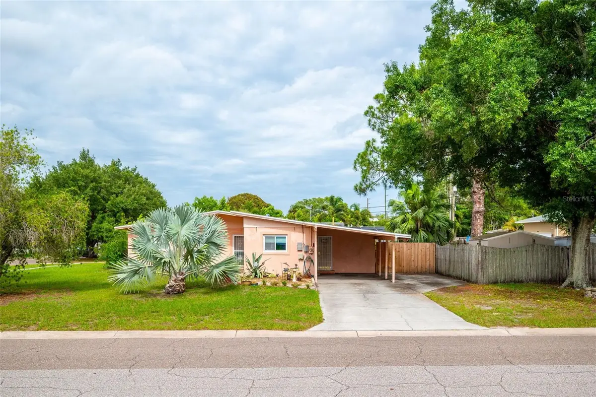 494 34th Avenue N, Saint Petersburg, FL 33704 - #1