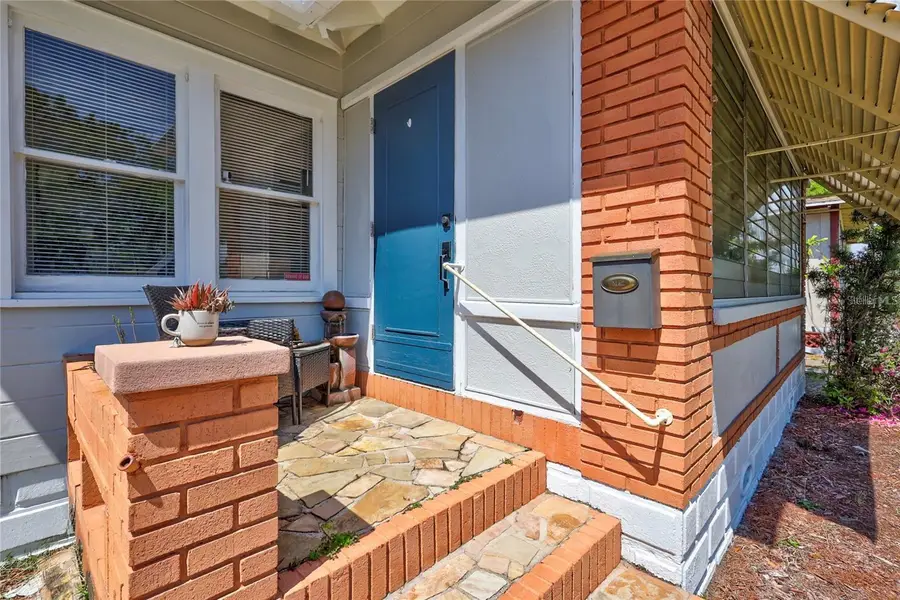 2521 4th Street S, Saint Petersburg, FL 33705 - #2