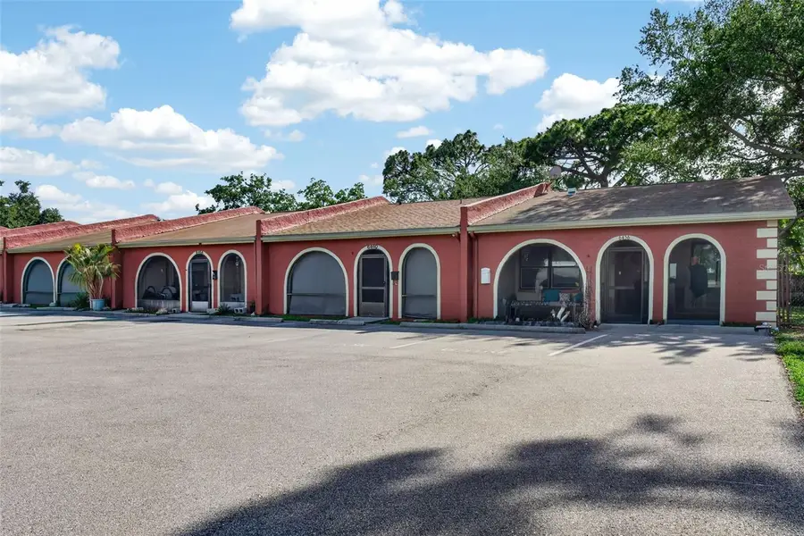 6460 Bonnie Bay Circle N, Pinellas Park, FL 33781 - #3