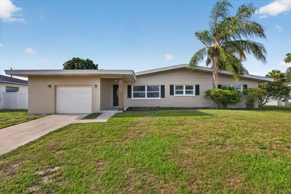 2239 Duncan Drive, BELLEAIR BLUFFS, FL 33770