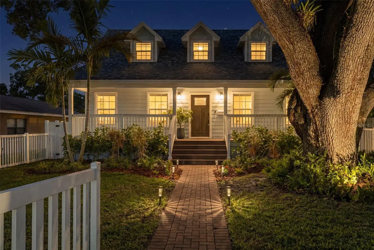 516 36th Avenue N, Saint Petersburg, FL 33704 - #1
