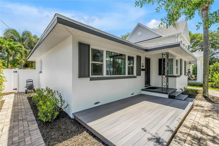 348 11th Avenue Ne, Saint Petersburg, FL 33701 - #3