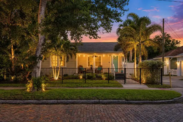 1421 21st Avenue N, ST PETERSBURG, FL 33704