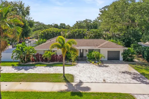 1701 Indian Rocks Road, BELLEAIR, FL 33756