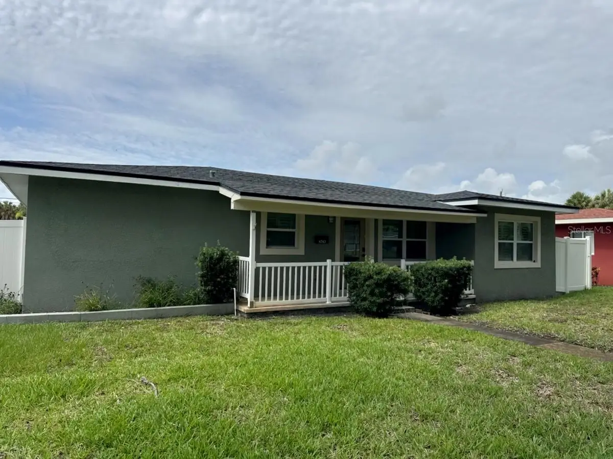 6743 Burlington Avenue N, Saint Petersburg, FL 33710 - #1