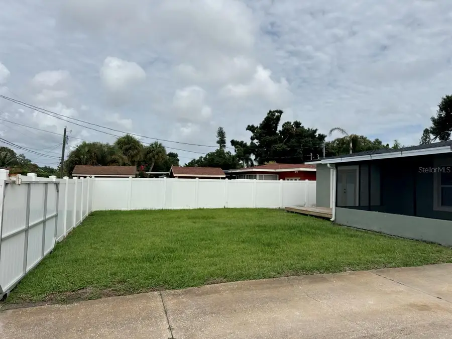 6743 Burlington Avenue N, Saint Petersburg, FL 33710 - #3