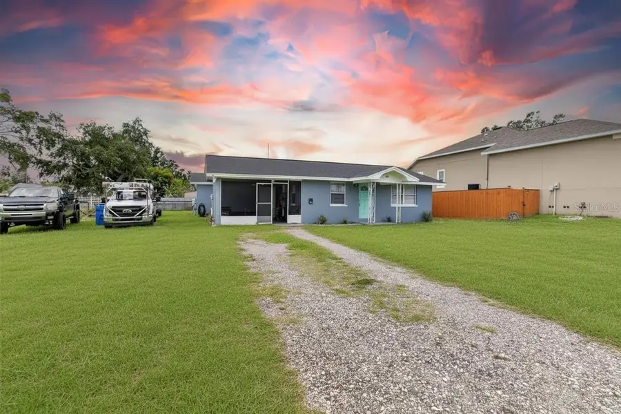 304 4th Avenue Nw, Ruskin, FL 33570 - #2